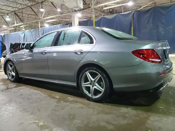 WDDZF4KB8JA313472 2018 MERCEDES-BENZ E-KLASSE - Image 2