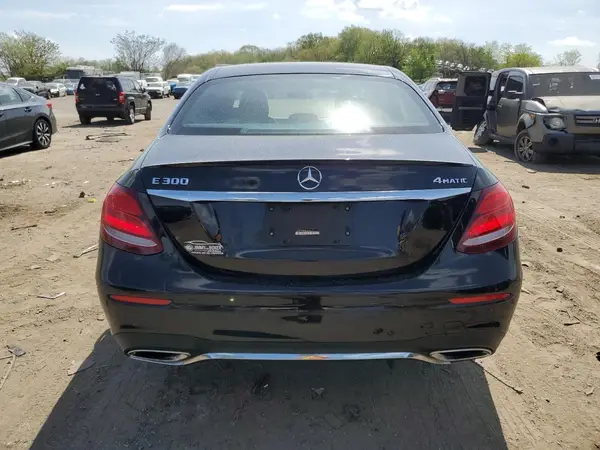 2019 MERCEDES-BENZ E-KLASSE auction photo 6