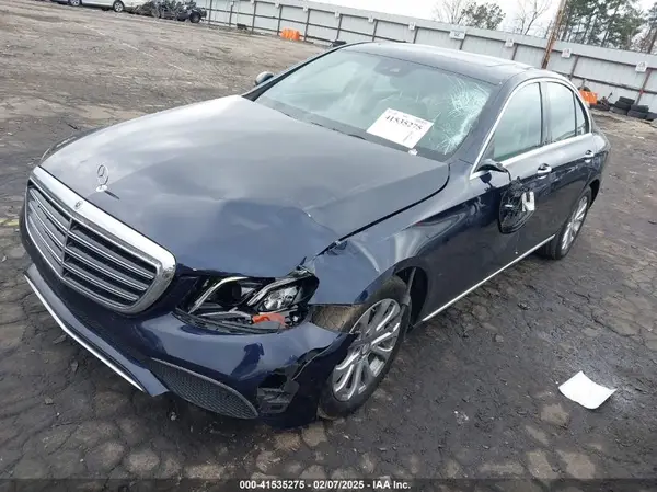 WDDZF4KB9HA081703 2017 MERCEDES-BENZ E-KLASSE - Image 2