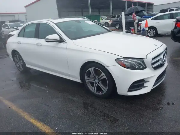 WDDZF4KB9HA095455 2017 MERCEDES-BENZ E-KLASSE - Image 1