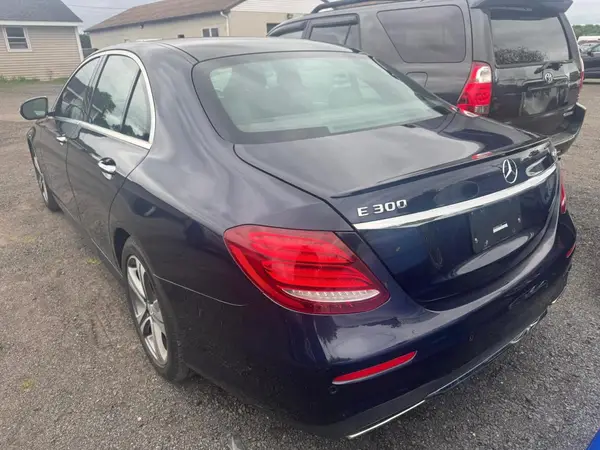 WDDZF4KB9HA112660 2017 MERCEDES-BENZ E-KLASSE - Image 2