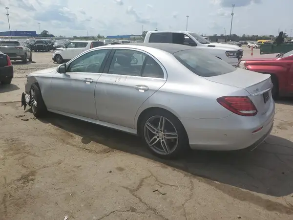 WDDZF4KB9HA214931 2017 MERCEDES-BENZ E-KLASSE - Image 2