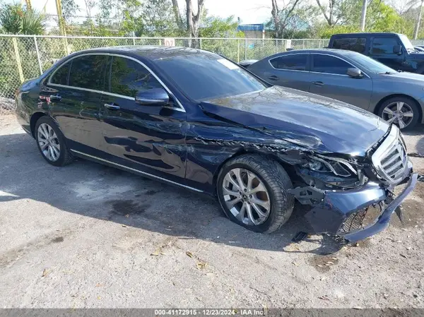 WDDZF4KB9HA231177 2017 MERCEDES-BENZ E-KLASSE - Image 1