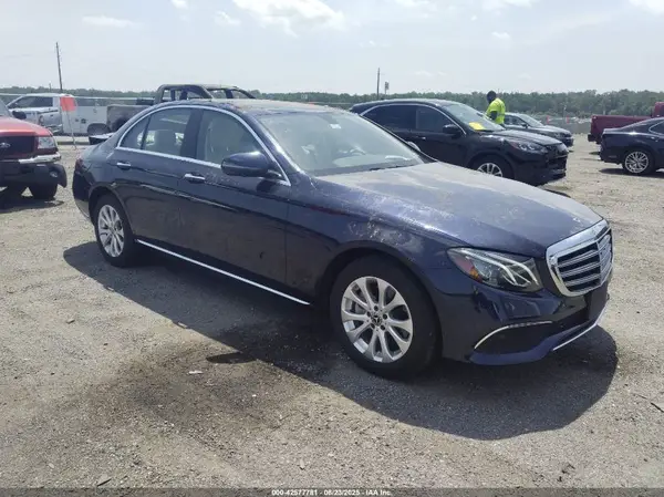 WDDZF4KB9KA630680 2019 MERCEDES-BENZ E-KLASSE - Image 1