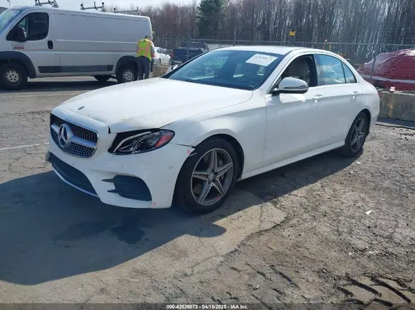 WDDZF4KBXHA069706 2017 MERCEDES-BENZ E-KLASSE - Image 2