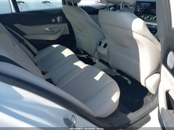 WDDZF4KBXHA069706 2017 MERCEDES-BENZ E-KLASSE - Image 8