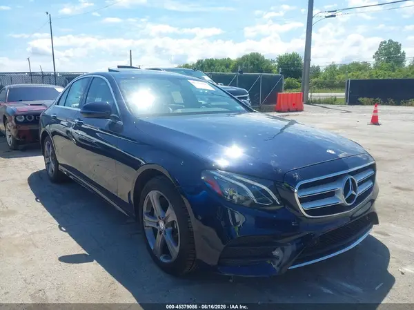 WDDZF4KBXHA195306 2017 MERCEDES-BENZ E-KLASSE - Image 1