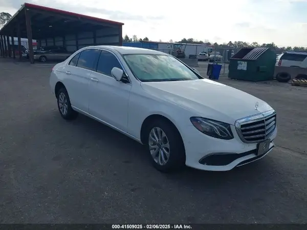 WDDZF4KBXHA241250 2017 MERCEDES-BENZ E-KLASSE - Image 1