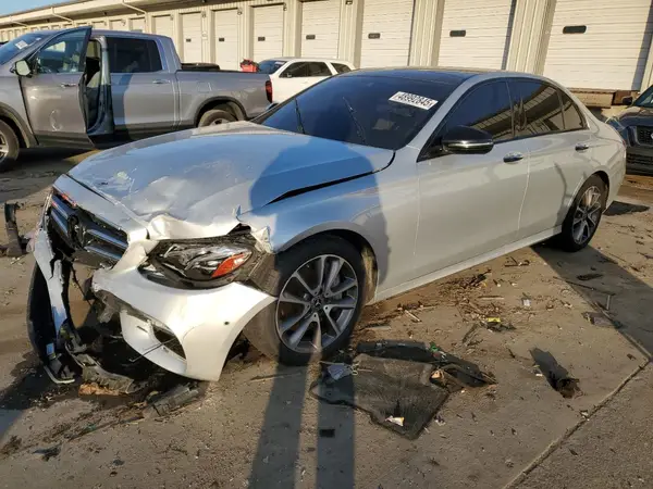 WDDZF4KBXJA385404 2018 MERCEDES-BENZ E-KLASSE - Image 1