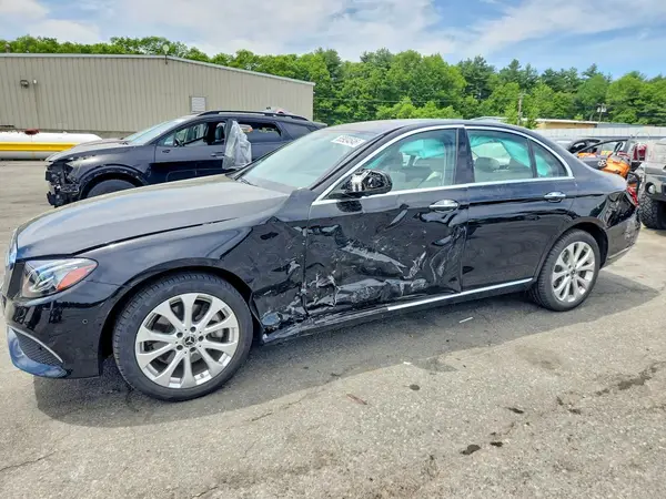 WDDZF4KBXKA551874 2019 MERCEDES-BENZ E-KLASSE - Image 1
