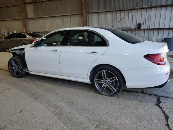 WDDZF4KBXKA556380 2019 MERCEDES-BENZ E-KLASSE - Image 2