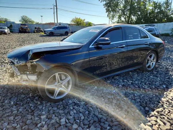 WDDZF4KBXKA557402 2019 MERCEDES-BENZ E-KLASSE - Image 1