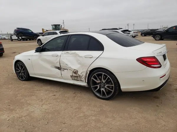 WDDZF6EB3JA395411 2018 MERCEDES-BENZ E-KLASSE - Image 2