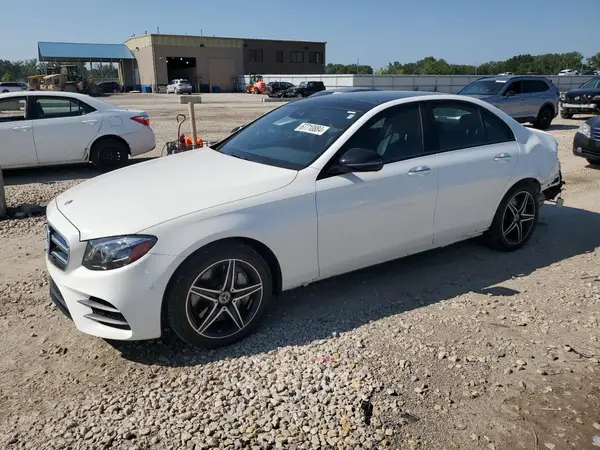 WDDZF6GB0JA400397 2018 MERCEDES-BENZ E-KLASSE - Image 1