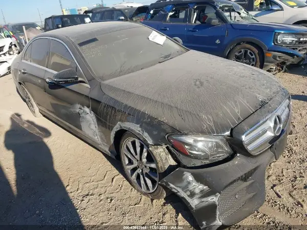 WDDZF6GB2JA405617 2018 MERCEDES-BENZ E-KLASSE - Image 1