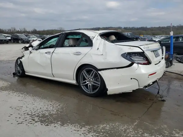 WDDZF6GB3JA427996 2018 MERCEDES-BENZ E-KLASSE - Image 2