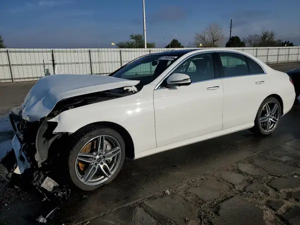 WDDZF6GB9JA355959 2018 MERCEDES-BENZ E-KLASSE - Image 1
