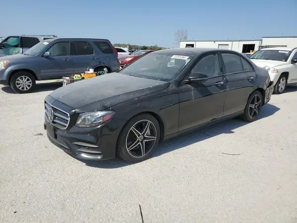 WDDZF6GBXJA418843 2018 MERCEDES-BENZ E-KLASSE - Image 1