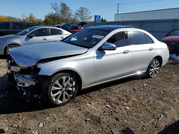 WDDZF6JB5KA491015 2019 MERCEDES-BENZ E-KLASSE - Image 1