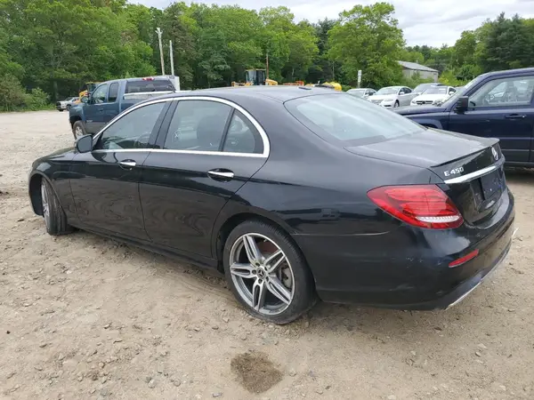 WDDZF6JB6KA493873 2019 MERCEDES-BENZ E-KLASSE - Image 2