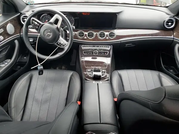 WDDZF6JB6KA493873 2019 MERCEDES-BENZ E-KLASSE - Image 8