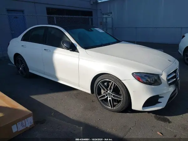 WDDZF6JB6LA721937 2020 MERCEDES-BENZ E-KLASSE - Image 1