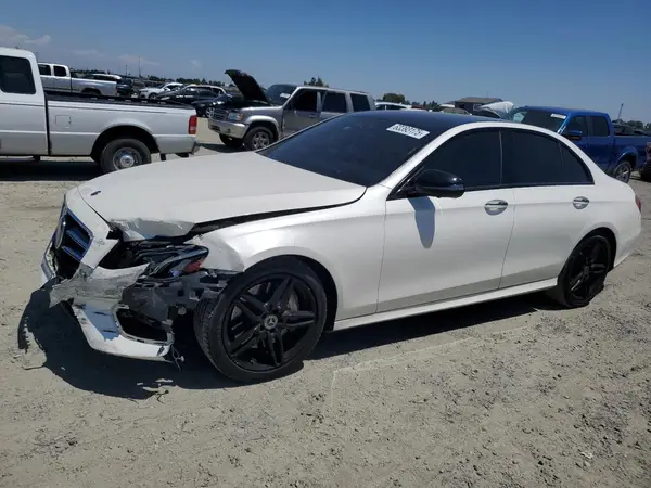 WDDZF8DB0LA717924 2020 MERCEDES-BENZ E-KLASSE - Image 1