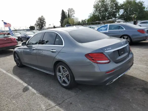 WDDZF8DB1LA703868 2020 MERCEDES-BENZ E-KLASSE - Image 2