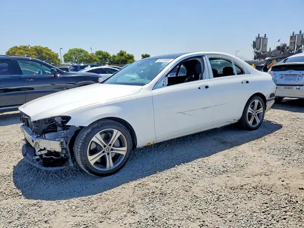WDDZF8DB2LA716175 2020 MERCEDES-BENZ E-KLASSE - Image 1