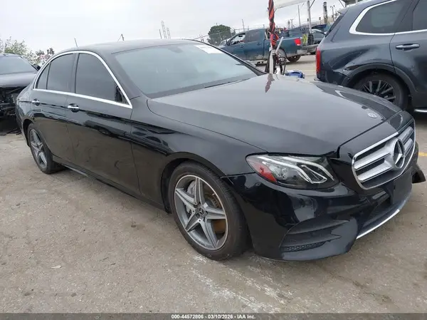 WDDZF8DB2LA734059 2020 MERCEDES-BENZ E-KLASSE - Image 1
