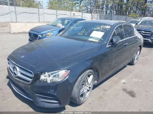 WDDZF8DB4LA722205 2020 MERCEDES-BENZ E-KLASSE - Image 2