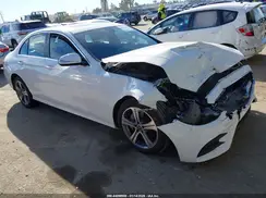 WDDZF8DB7LA755294 2020 MERCEDES-BENZ E-KLASSE