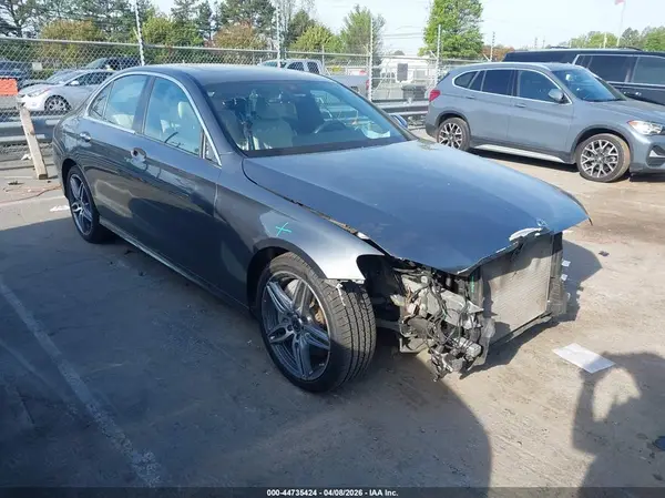 WDDZF8DB8LA717878 2020 MERCEDES-BENZ E-KLASSE - Image 1