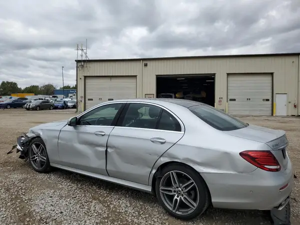 WDDZF8EB0LA702953 2020 MERCEDES-BENZ E-KLASSE - Image 2