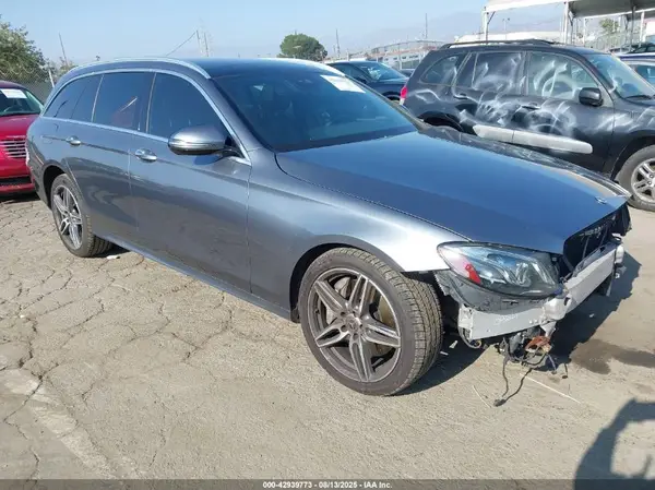 WDDZH6GB0JA402094 2018 MERCEDES-BENZ E-KLASSE - Image 1