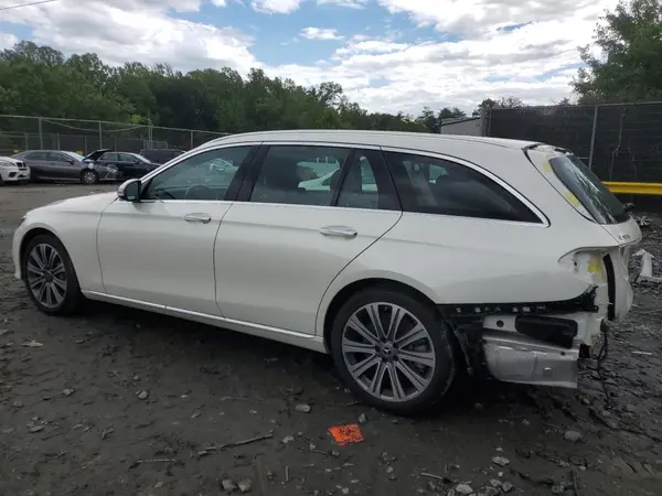 WDDZH6JB3KA628463 2019 MERCEDES-BENZ E-KLASSE - Image 2