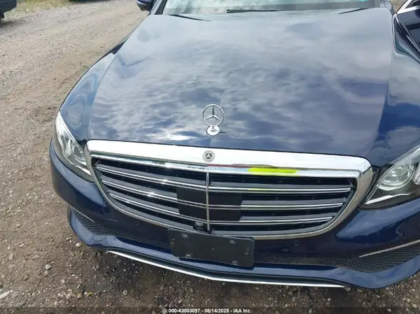 2019 MERCEDES-BENZ E-KLASSE auction photo 6