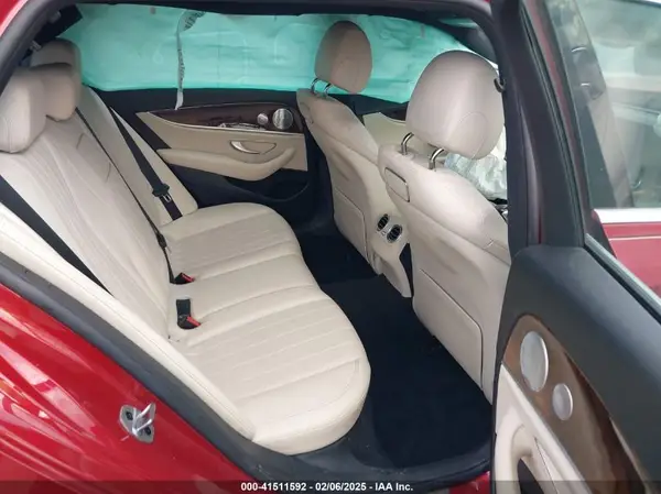 WDDZH6JB7KA654077 2019 MERCEDES-BENZ E-KLASSE - Image 8