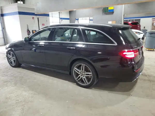 WDDZH6JB9KA532482 2019 MERCEDES-BENZ E-KLASSE - Image 2