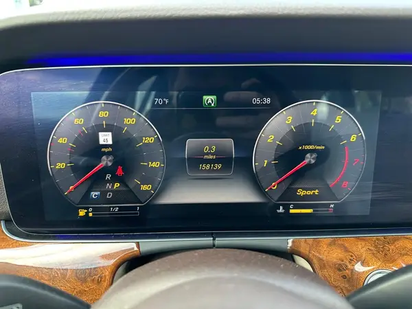 WDDZH6JB9KA591631 2019 MERCEDES-BENZ E-KLASSE - Image 8