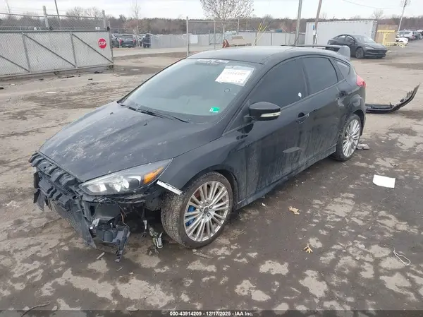 WF0DP3TH2H4122201 2017 FORD FOCUS RS - Image 2