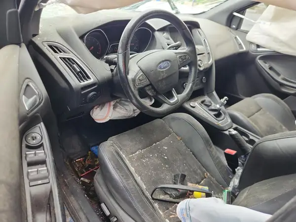 WF0DP3TH7H4119472 2017 FORD FOCUS - Image 8