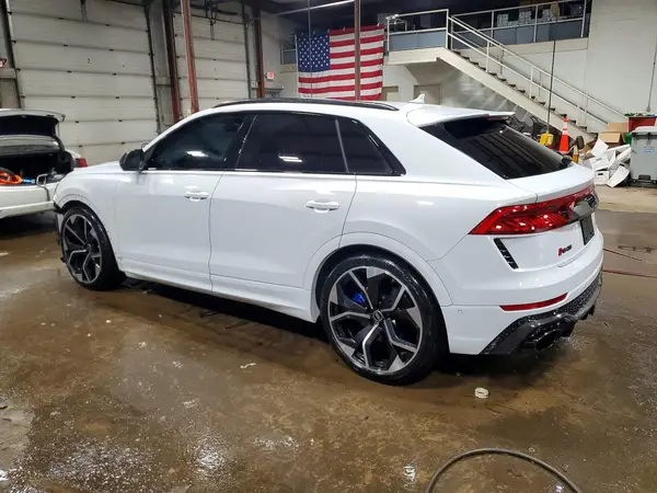 WU1ARBF11PD029650 2023 AUDI RS Q8 - Image 2