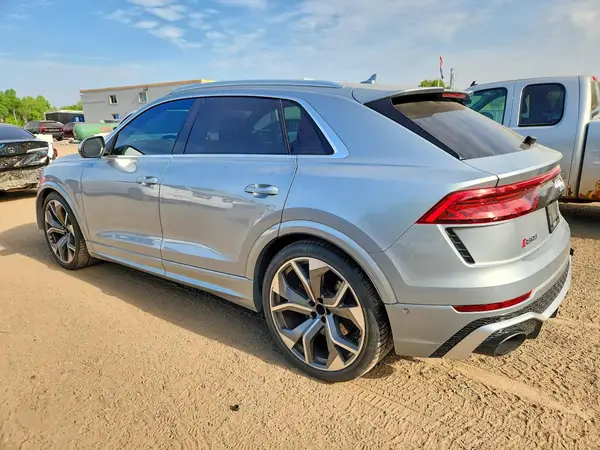 WU1ARBF12PD037563 2023 AUDI RS Q8 - Image 2