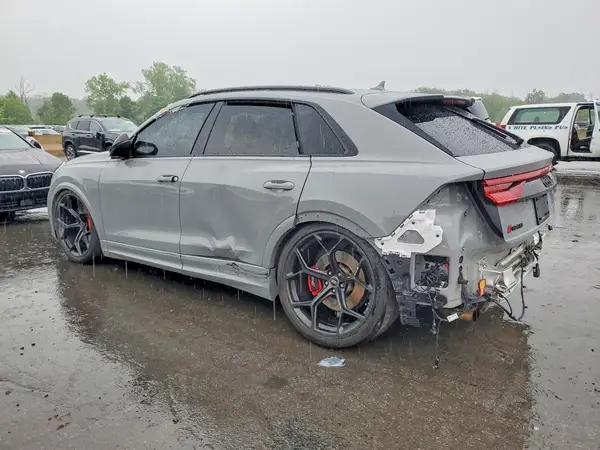 WU1ARBF12RD015081 2024 AUDI RS Q8 - Image 2