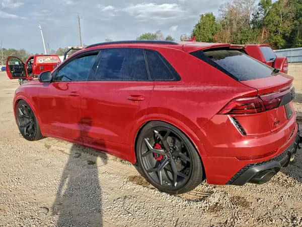 WU1ARBF12SD032260 2025 AUDI RS Q8 - Image 2