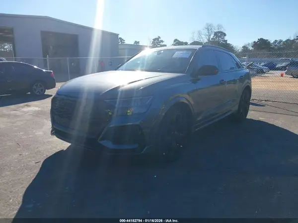 WU1ARBF13RD016482 2024 AUDI RS Q8 - Image 2