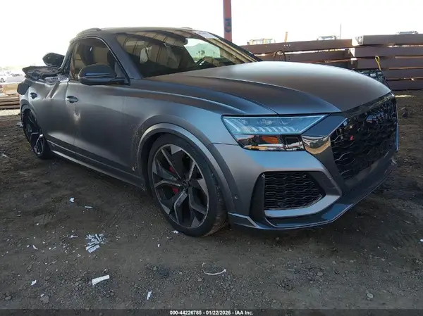 WU1ARBF15MD023393 2021 AUDI RS Q8