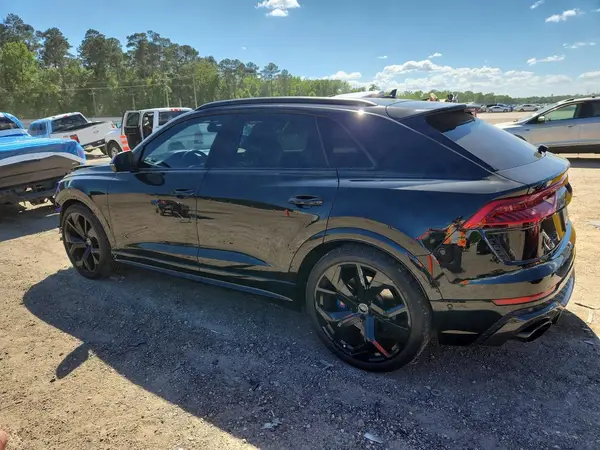 WU1ARBF16ND013246 2022 AUDI RS Q8 - Image 2