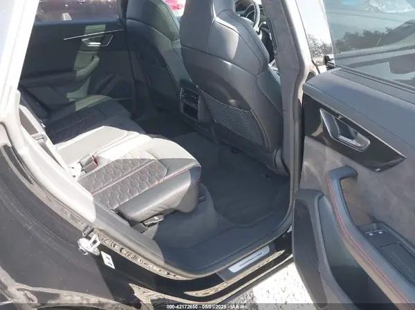 WU1ARBF17MD026263 2021 AUDI RS Q8 - Image 8